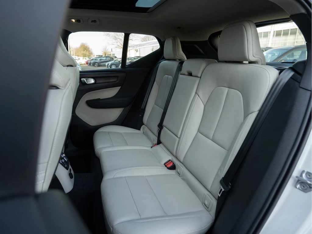 Volvo XC40 – foto 18