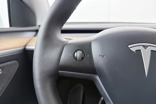 Tesla Model Y – thumbnail 18