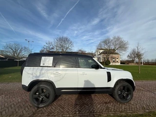Land Rover Defender – thumbnail 5