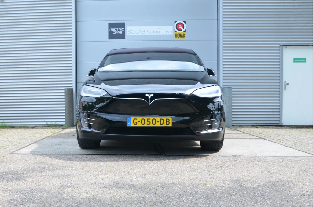 Tesla Model X – foto 7