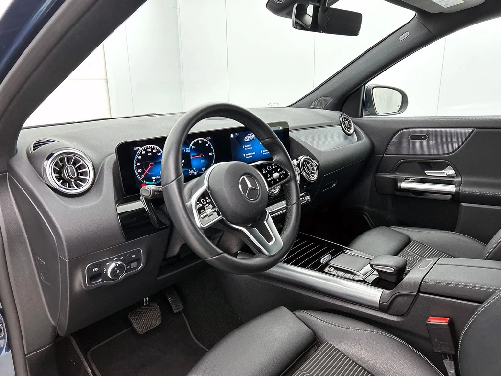 Mercedes-Benz EQA – foto 19