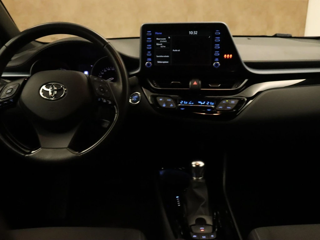 Toyota C-HR – foto 15