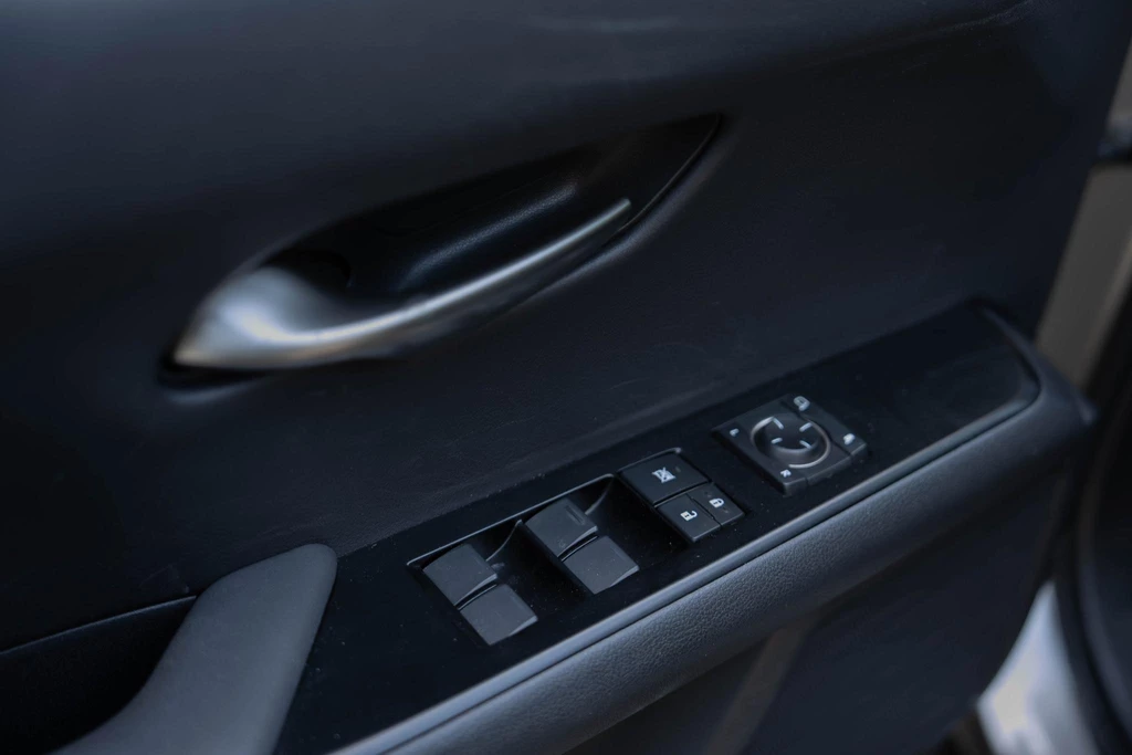 Lexus UX – foto 26