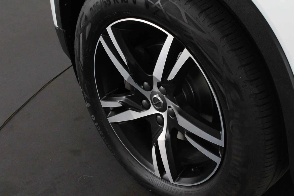 Volvo XC40 – foto 18