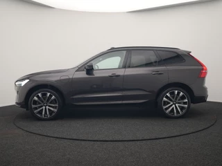 Volvo XC60 – thumbnail 3