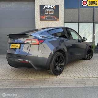 Tesla Model Y – thumbnail 5