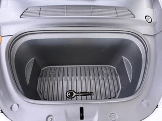 Tesla Model Y – thumbnail 28