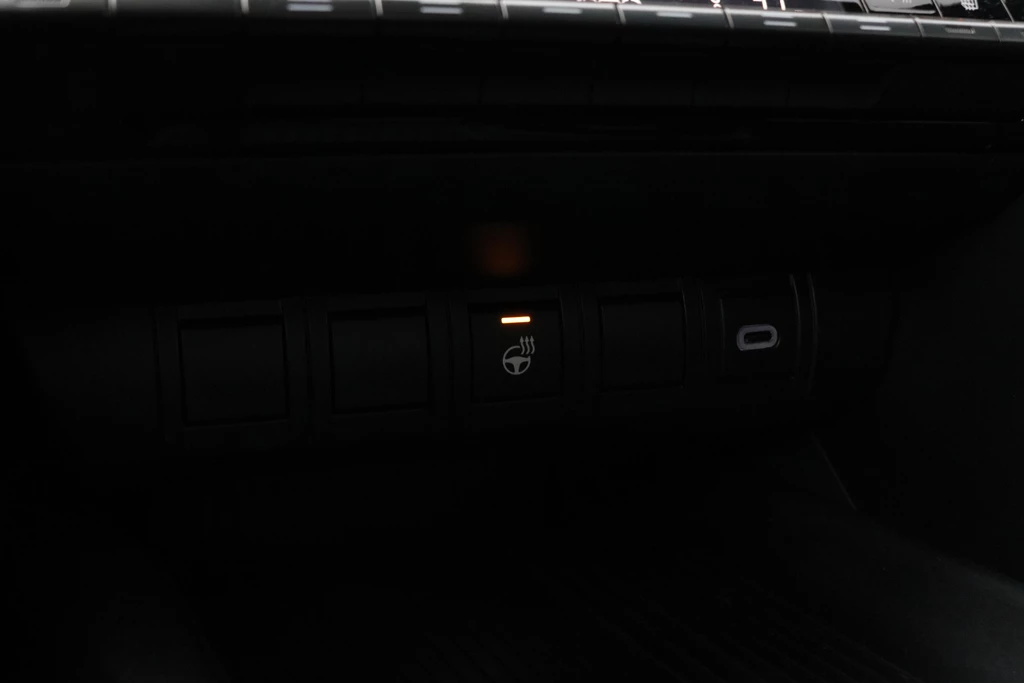 Toyota C-HR – foto 19