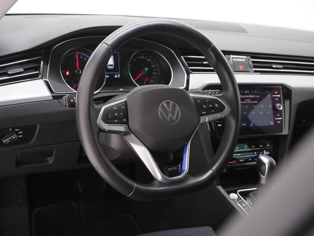 Volkswagen Passat – foto 16