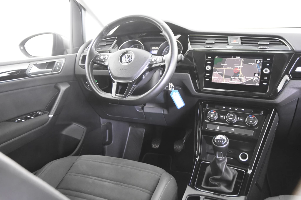 Volkswagen Touran – foto 22