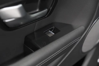 Land Rover Range Rover Evoque – thumbnail 32