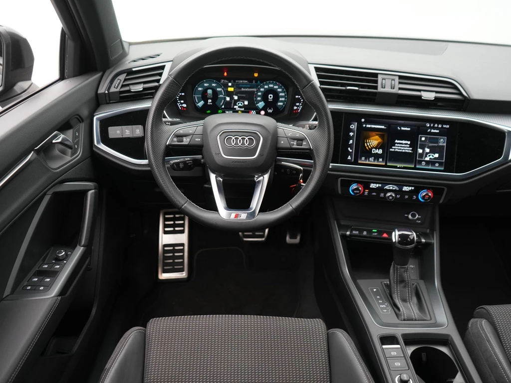 Audi Q3 – foto 14