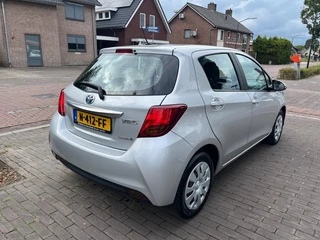 Toyota Yaris – thumbnail 5