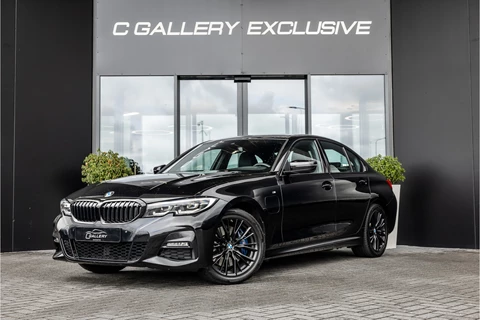 BMW 3 Serie 330e High Executive - M Sport | Origineel NL | Stoelverwarming | Cruise Control | 18" Inch