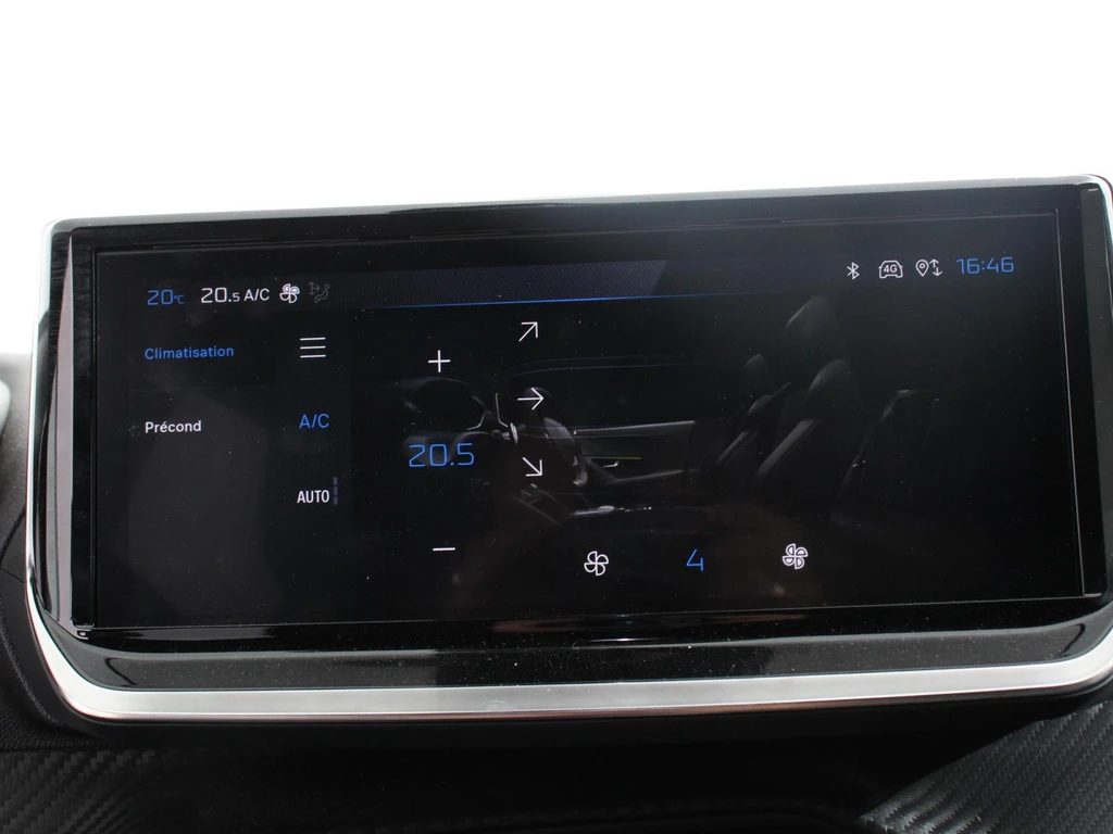 Peugeot e-2008 – foto 28