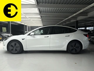 Tesla Model 3 – thumbnail 2