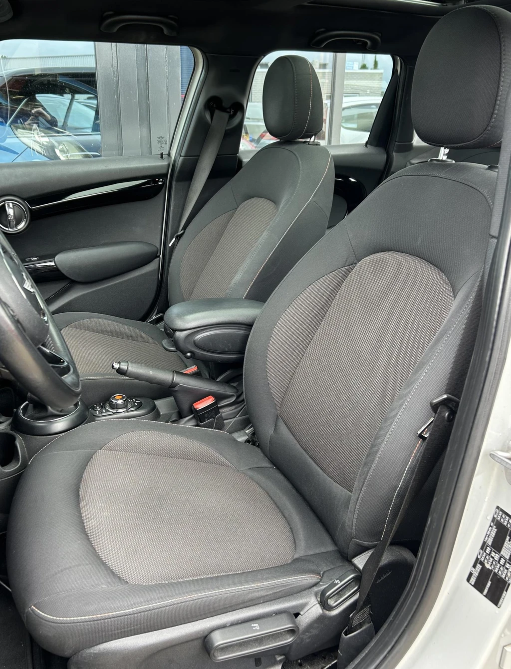 MINI 5-deurs – foto 12