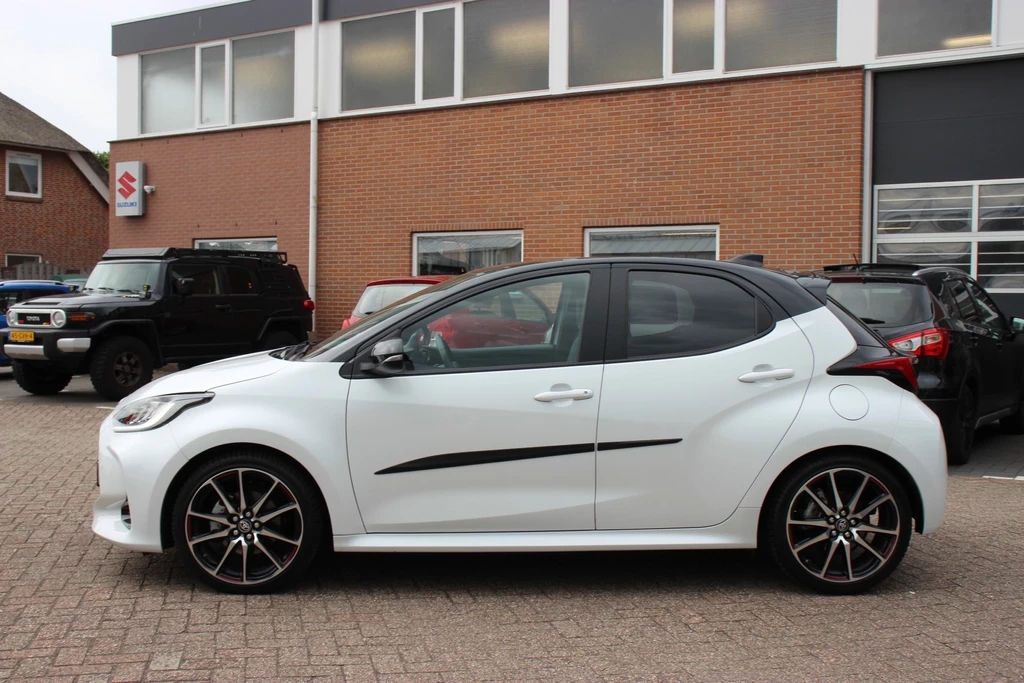 Toyota Yaris – foto 2