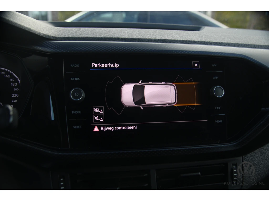 Volkswagen T-Cross – foto 17