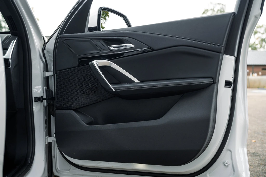 BMW iX1 – foto 48
