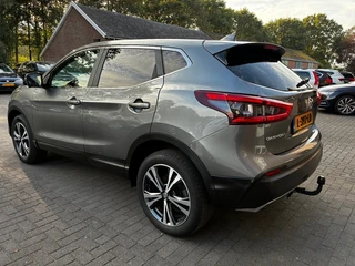 Nissan QASHQAI – thumbnail 2