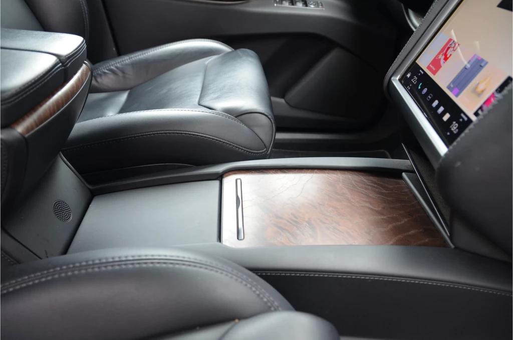 Tesla Model X – foto 9