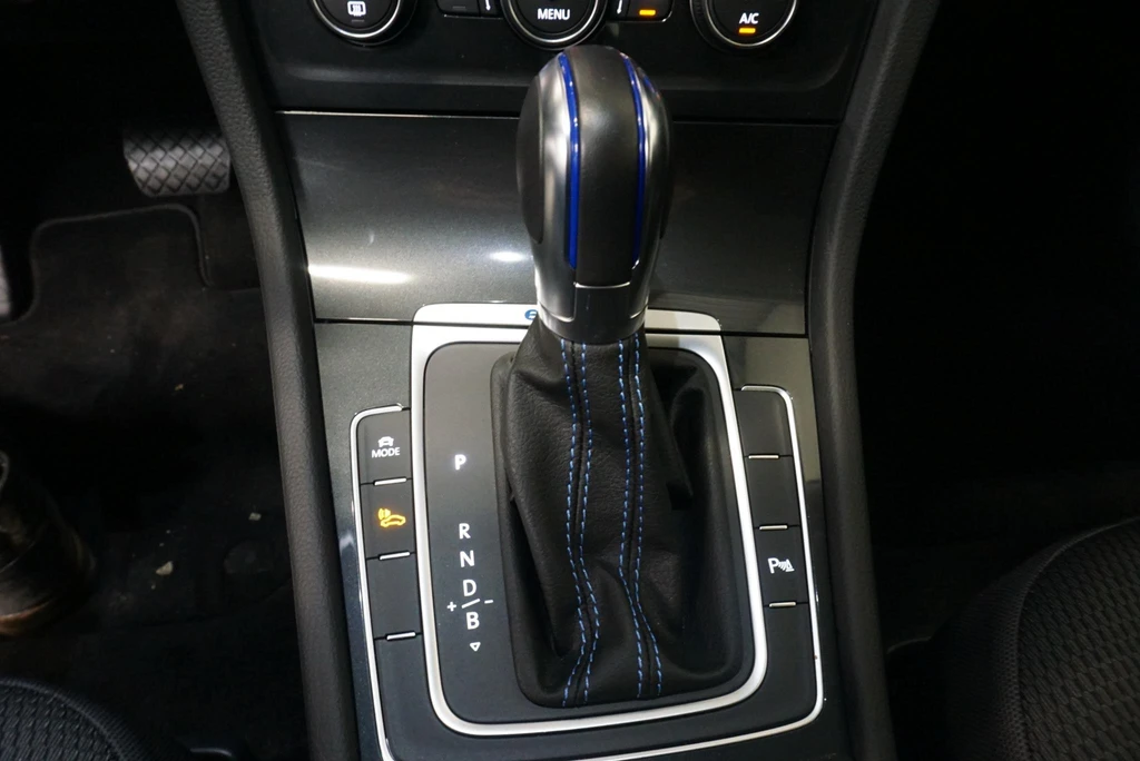 Volkswagen e-Golf – foto 16