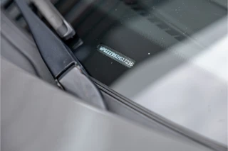Porsche 911 – thumbnail 38