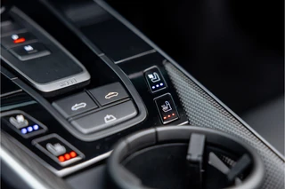 Porsche 911 – thumbnail 25