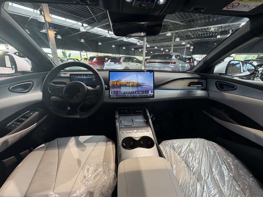 BYD SEAL – foto 37