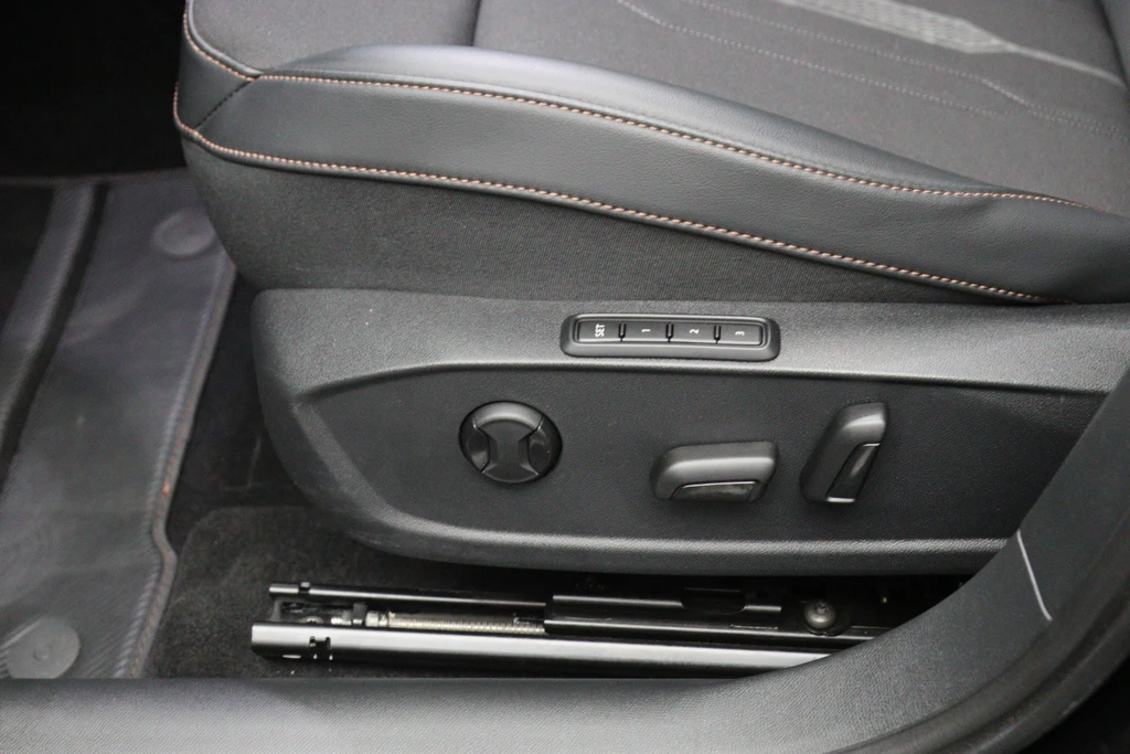 CUPRA Leon – foto 12