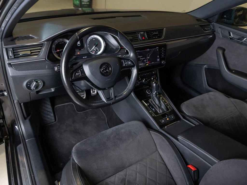 Škoda Superb – foto 17
