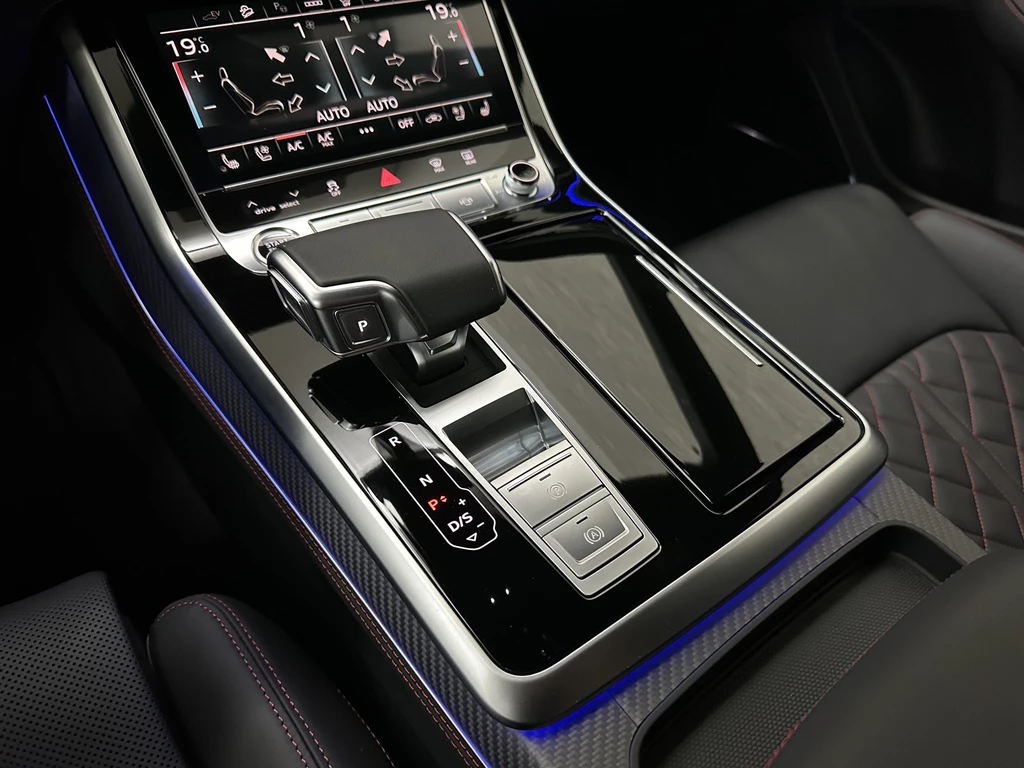Audi Q8 – foto 40