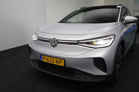 Volkswagen ID.4 Pro 77 kWh SOH 91,9% | Panoramadak | IQ Light | Camera | Navigatie | Carplay&Android