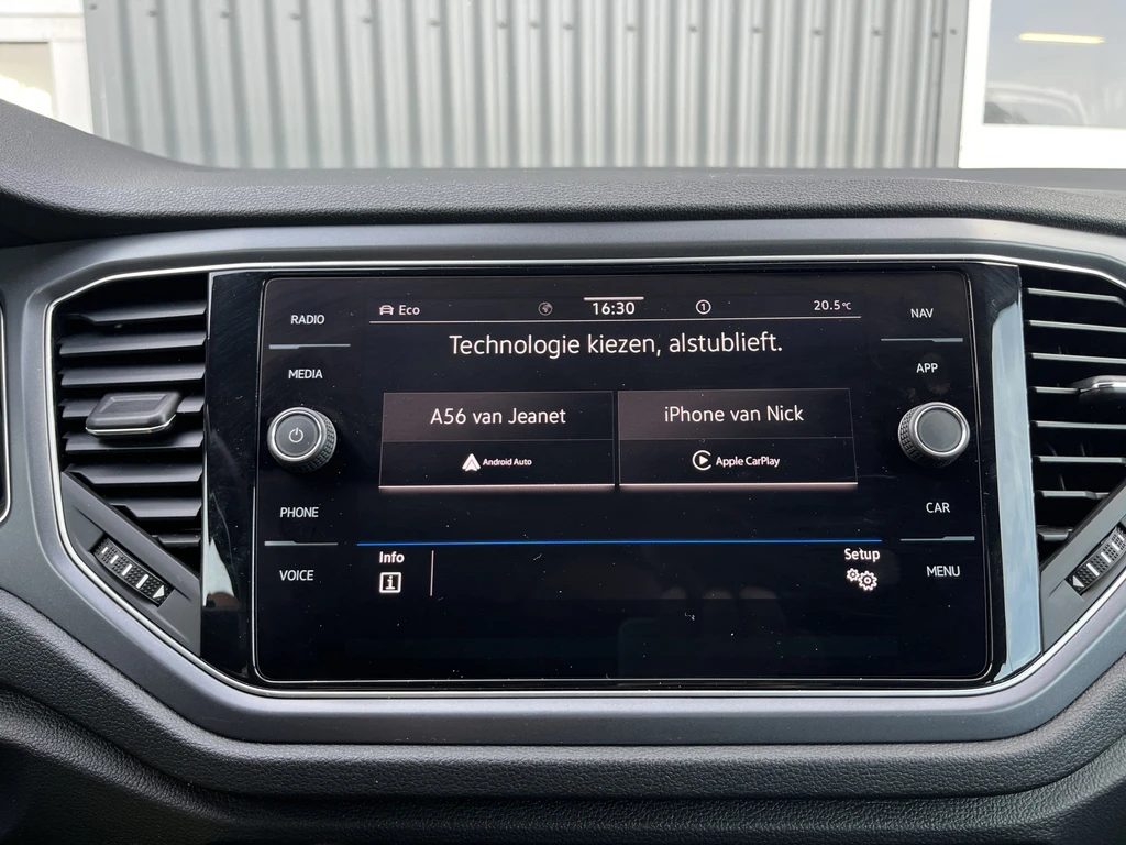 Volkswagen T-Roc – foto 39