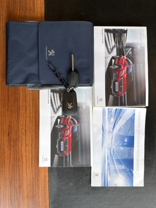 Peugeot 2008 – thumbnail 25