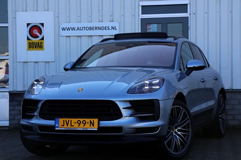 Porsche Macan 3.0S 4WD 354PK*Perfect Porsche Onderh.*Pano/PASM Luchtvering/Sportuitlaat/Pano/Bose/Sport Chrono/Sportstuur/Stoelverw.V+A/Stuurverw./Stoelkoeling/Camera/Memorie/Dodehoek/Elek. Klep/21 inch LM*