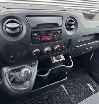 Nissan NV400 – thumbnail 13