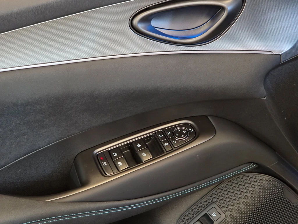 BYD SEAL – foto 14
