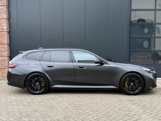 BMW M5 – thumbnail 13
