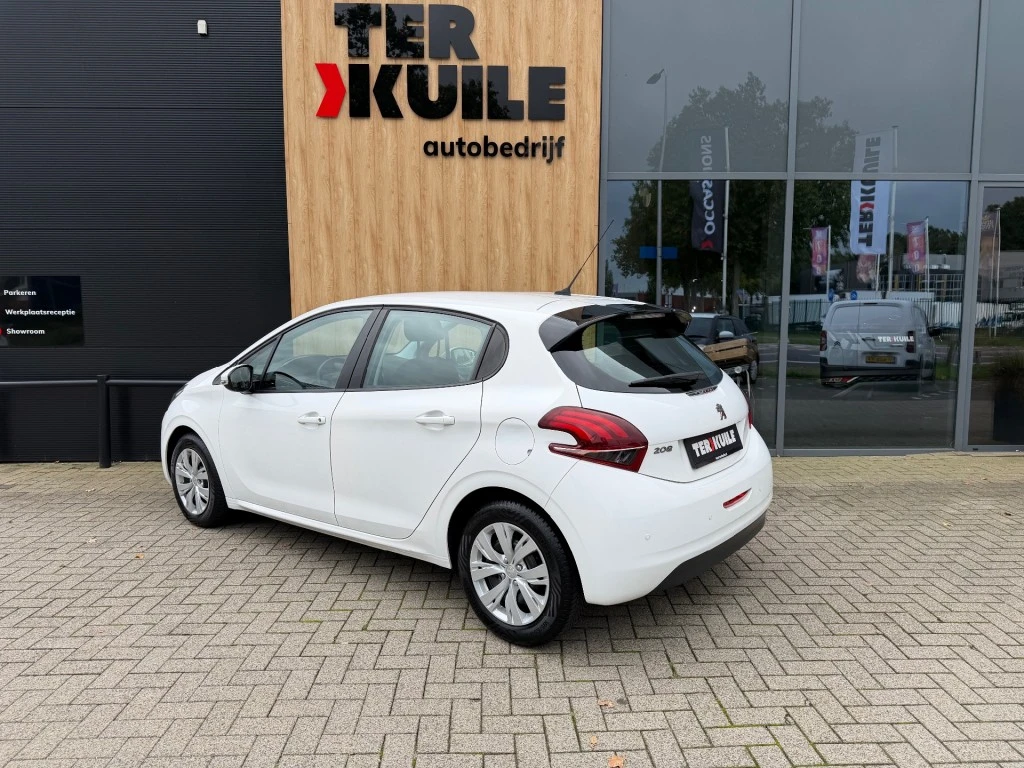 Peugeot 208 – foto 3