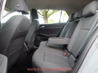 Volkswagen Golf – thumbnail 11