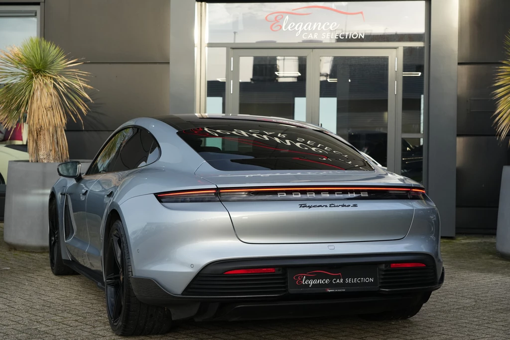 Porsche Taycan – foto 3