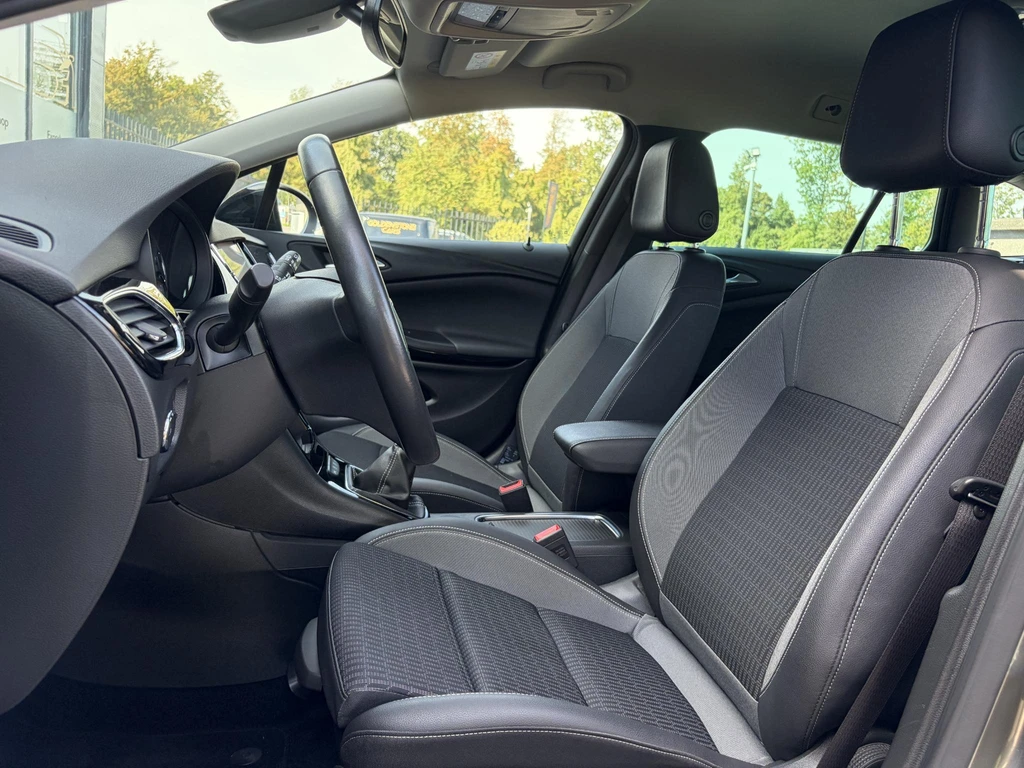 Opel Astra – foto 8