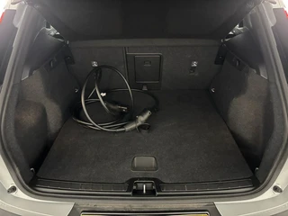 Volvo EX40 – thumbnail 11