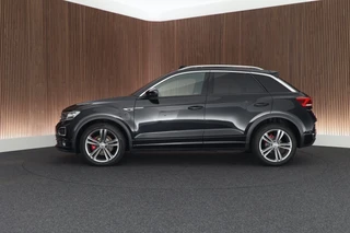 Volkswagen T-Roc – thumbnail 2