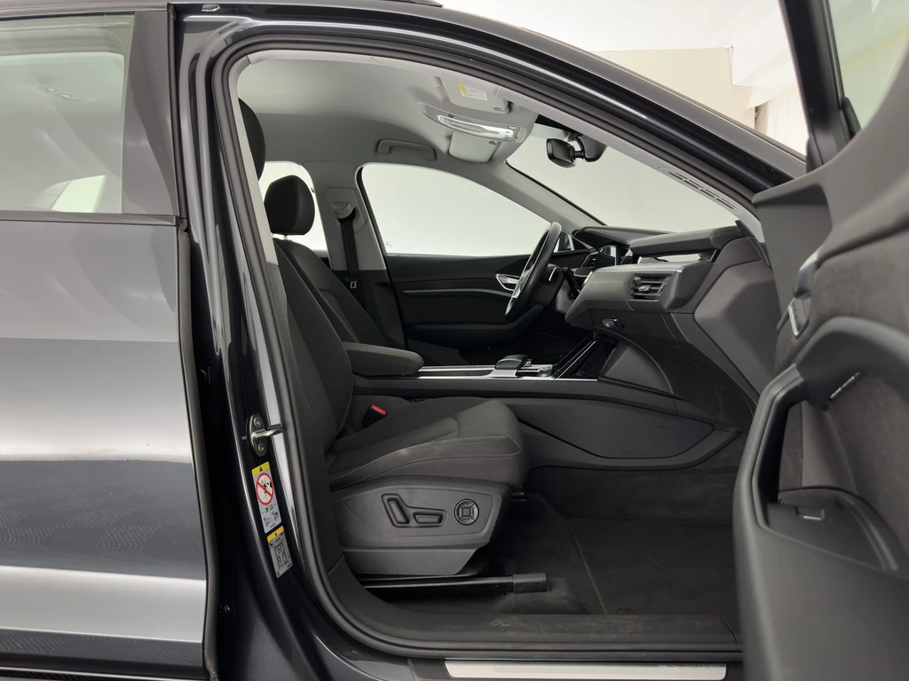 Audi e-tron – foto 13
