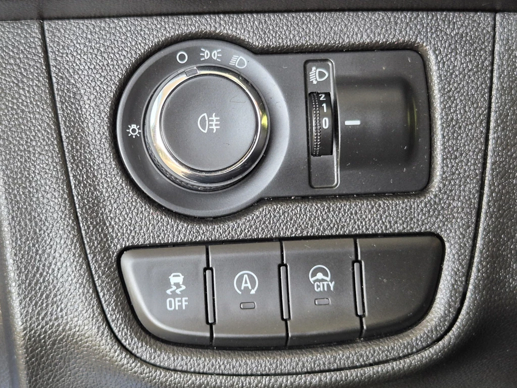Opel KARL – foto 21