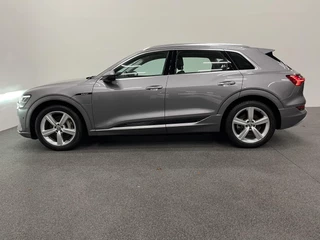 Audi e-tron – thumbnail 2