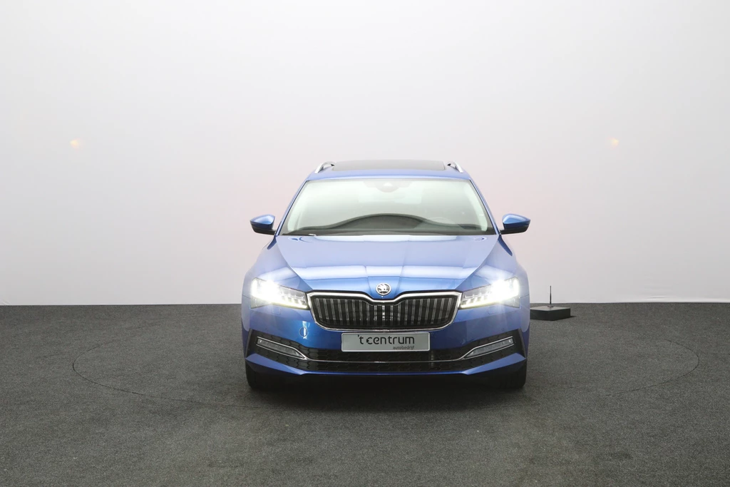 Škoda Superb – foto 9